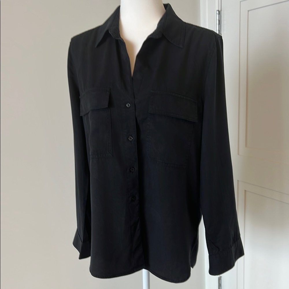 Classic Babaton Black Women's Button-Up Top